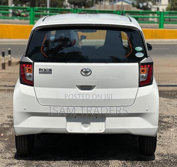Toyota Pixis 2019 Pearl