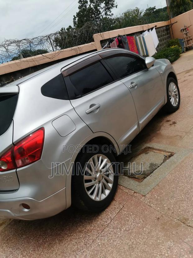 Nissan Dualis 2010 Silver