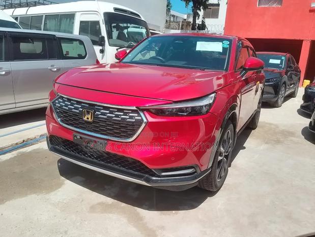 Honda Vezel 2020 Red