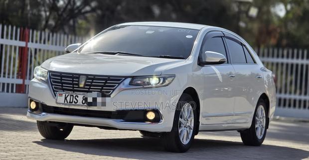 Toyota Premio 1.8 FWD 2017 White