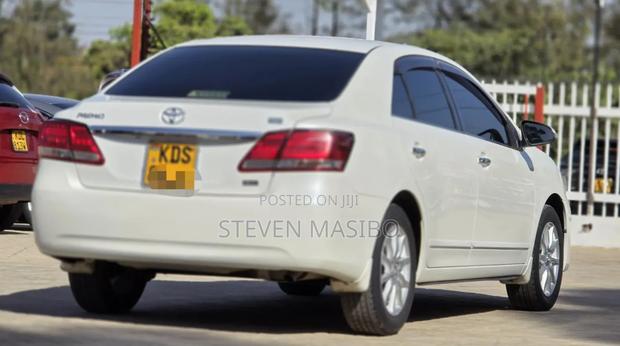 Toyota Premio 1.8 FWD 2017 White