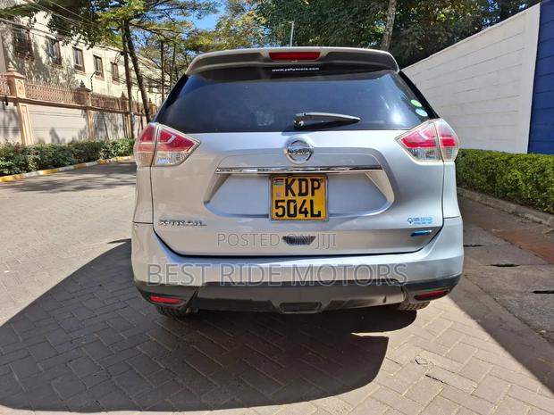 Nissan X-Trail 2016 Silver