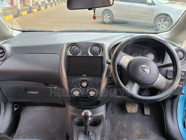 Nissan Note 2011 Blue