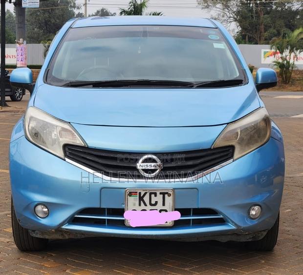 Nissan Note 2011 Blue