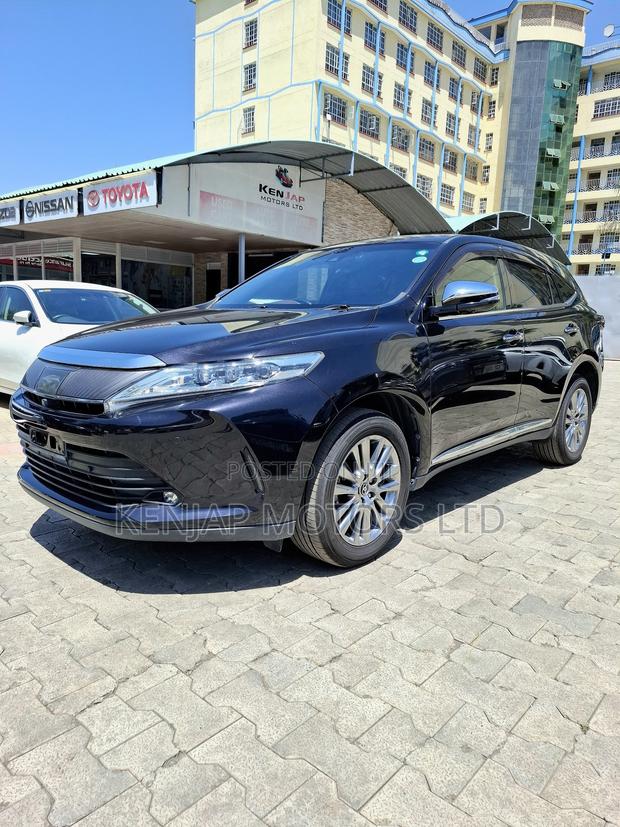 Toyota Harrier 2019 Black