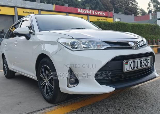 Toyota Corolla Fielder 2019 White