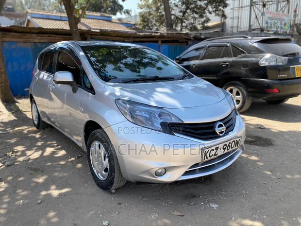Nissan Note 2013 Silver