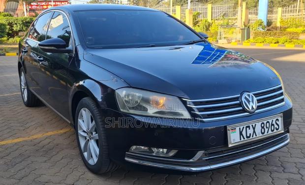 Volkswagen Passat 2013 Black