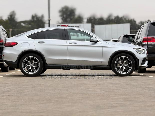 Mercedes-Benz GLC-Class 2019 Silver
