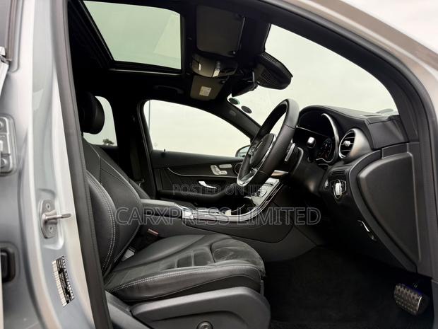 Mercedes-Benz GLC-Class 2019 Silver