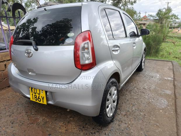 Toyota Passo 1.0 FWD 2015 Silver