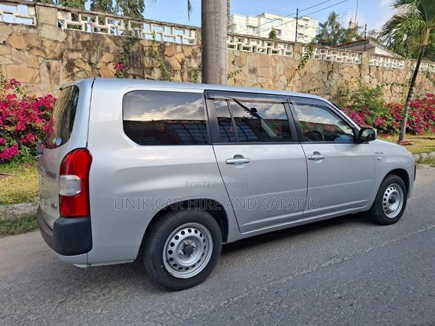 Toyota Succeed 2019 Silver