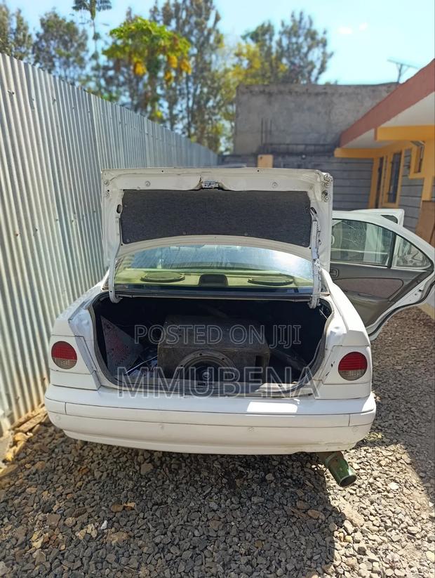 Nissan Sunny B15 Sedan 1.5 1999 White
