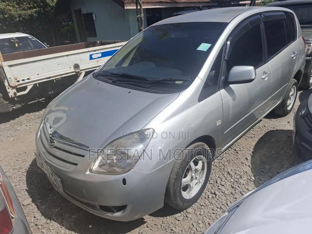 Toyota Corolla Spacio 2005 Silver