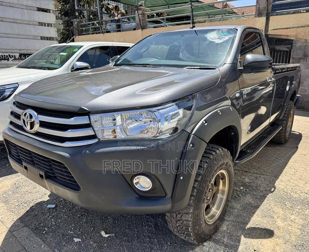 Toyota Hilux Revo Single Cab Deisel 2.8 AWD 2019 Gray