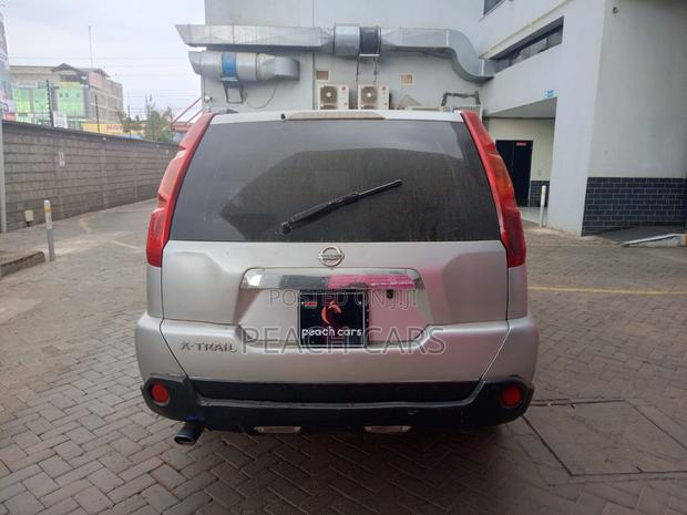 Nissan X-Trail 2009 Silver