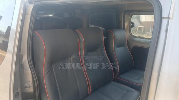 Nissan NV1500 2012 Gray