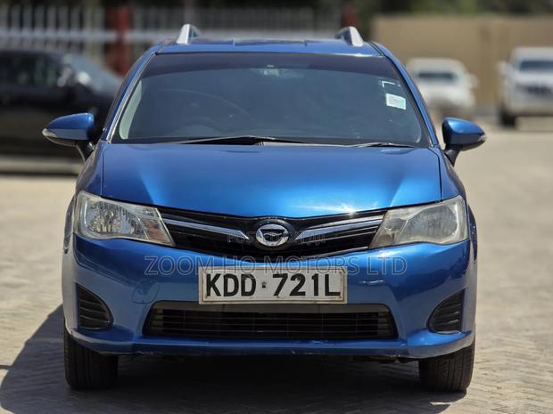 Toyota Corolla Fielder 2014 Blue