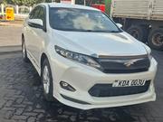 Toyota Harrier 2014 White for sale