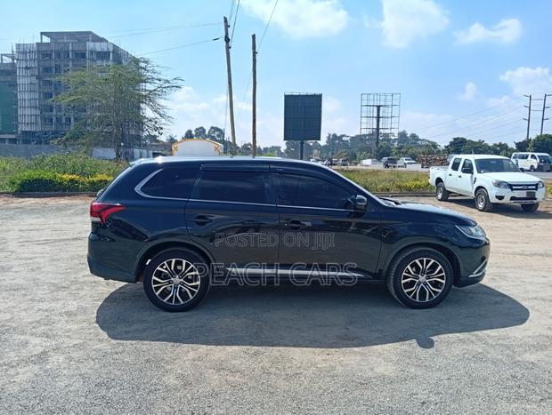 Mitsubishi Outlander 2017 Black