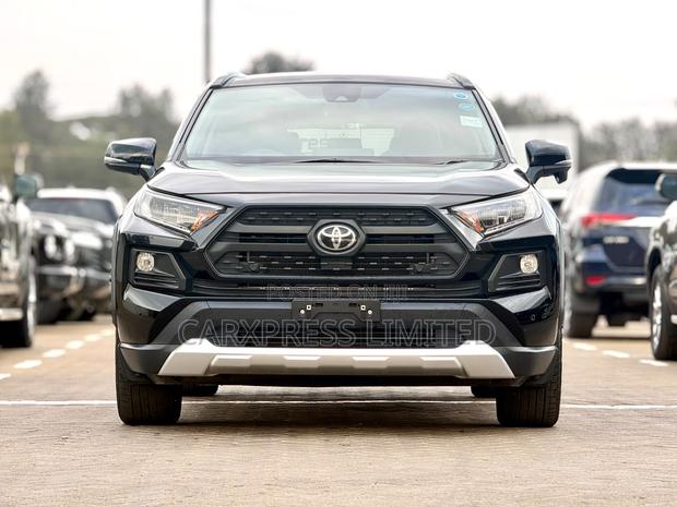 Toyota RAV4 Adventure AWD 2020 Black