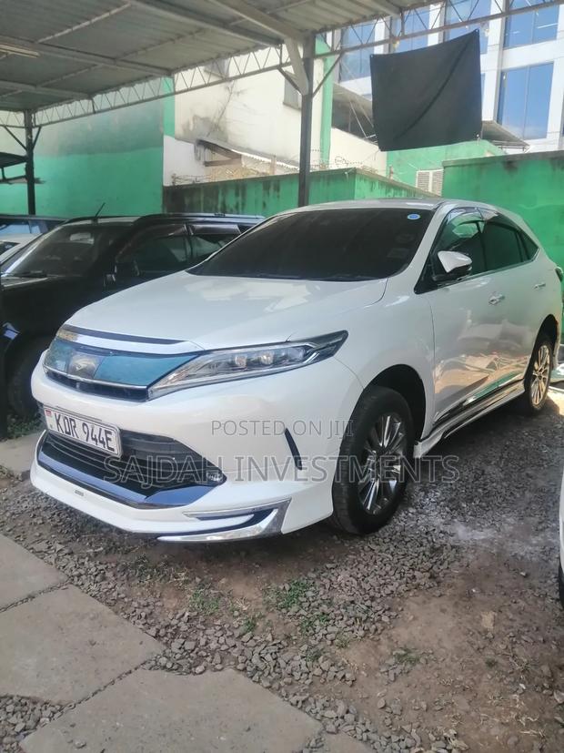 Toyota Harrier 2017 Pearl