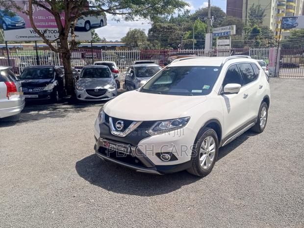 Nissan X-Trail 2016 Silver