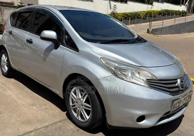 Nissan Note 2013 Silver