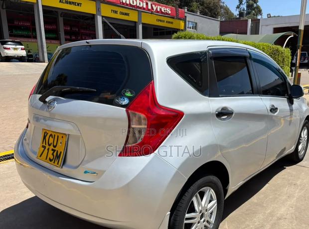 Nissan Note 2013 Silver