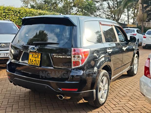 Subaru Forester 2012 Black