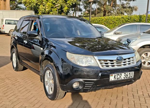 Subaru Forester 2012 Black