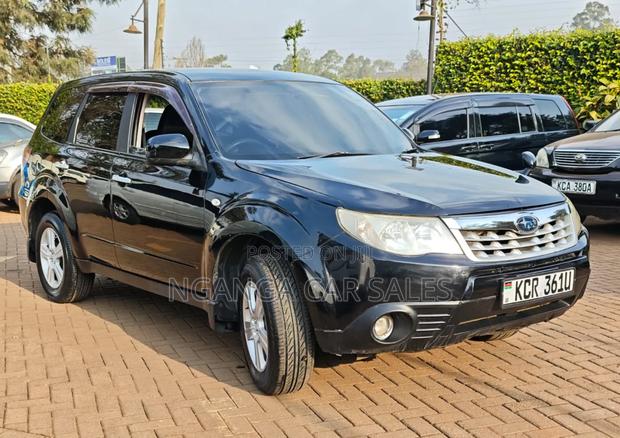 Subaru Forester 2012 Black