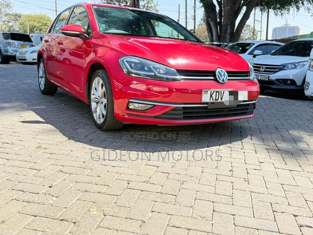 Volkswagen Golf 2018 Red