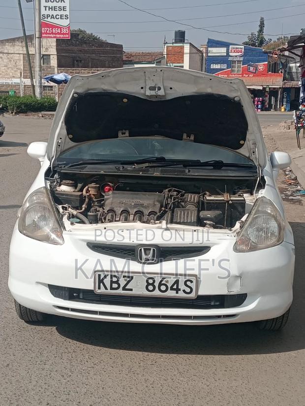 Honda Fit 2006 White