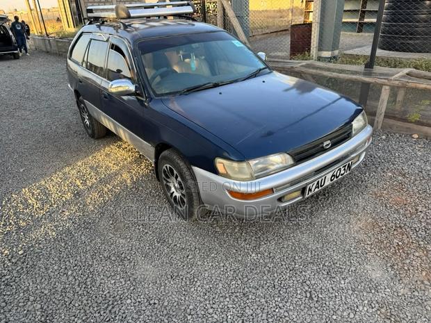 Toyota Corolla 1999 Blue