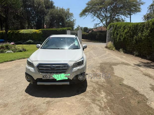 Subaru Outback 2015 White