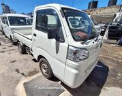 Daihatsu Atrai 2018 White for sale