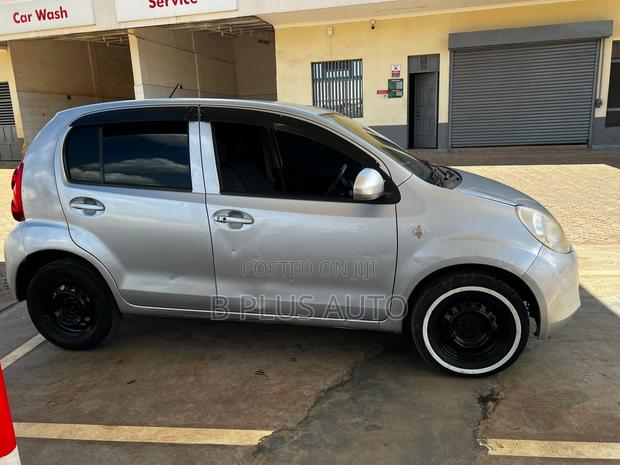 Toyota Passo 2013 Silver