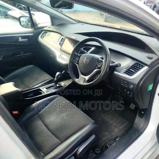Honda Jade 2019 White