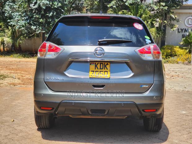 Nissan X-Trail 2.0 Petrol AWD 2015 Gray