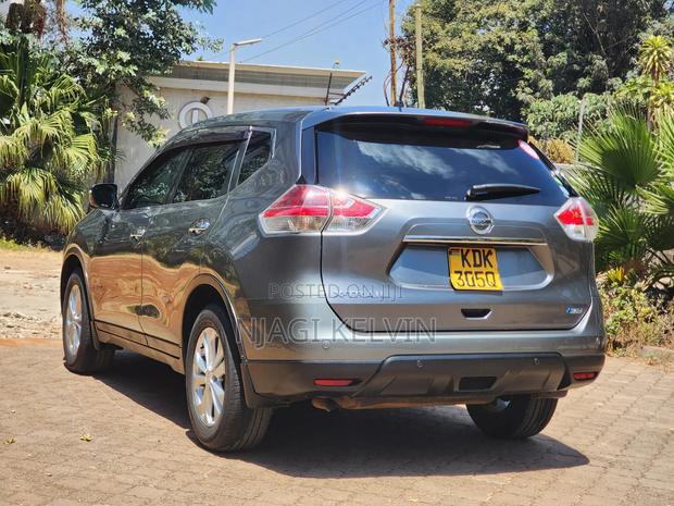 Nissan X-Trail 2.0 Petrol AWD 2015 Gray