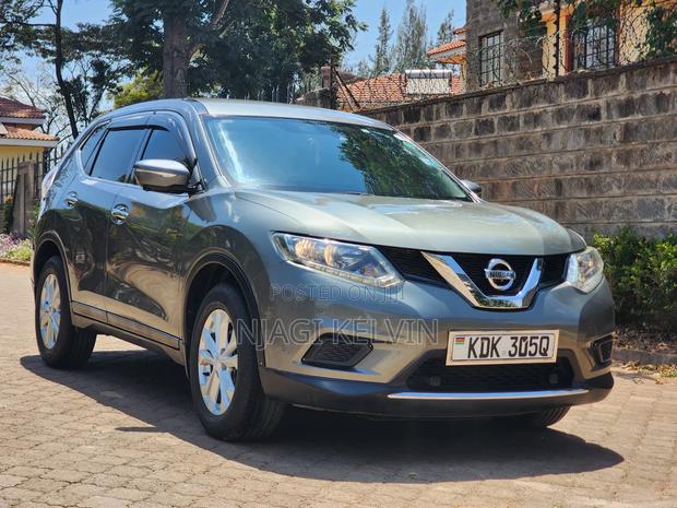 Nissan X-Trail 2.0 Petrol AWD 2015 Gray
