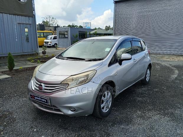 Nissan Note 2013 Silver