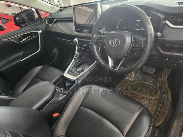 Toyota RAV4 2018 Silver