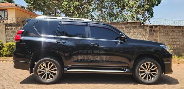 Toyota Land Cruiser Prado 2020 Black