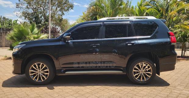 Toyota Land Cruiser Prado 2020 Black