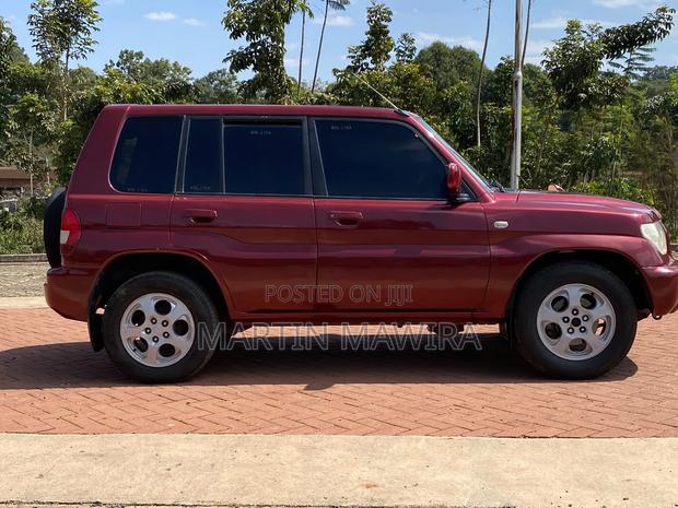 Mitsubishi Pajero IO 2003 Red