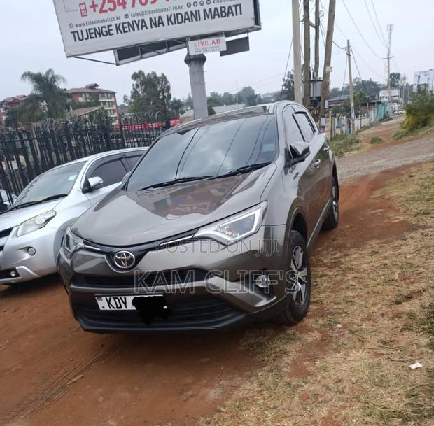 Toyota RAV4 2016 Gray