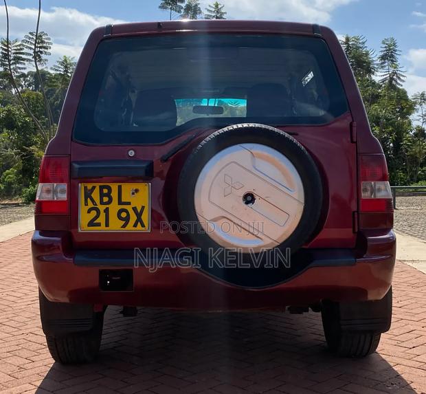 Mitsubishi Pajero IO 2003 Red