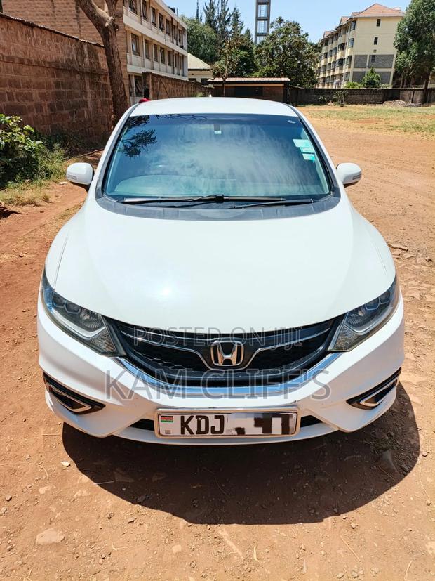 Honda Jade 2015 White